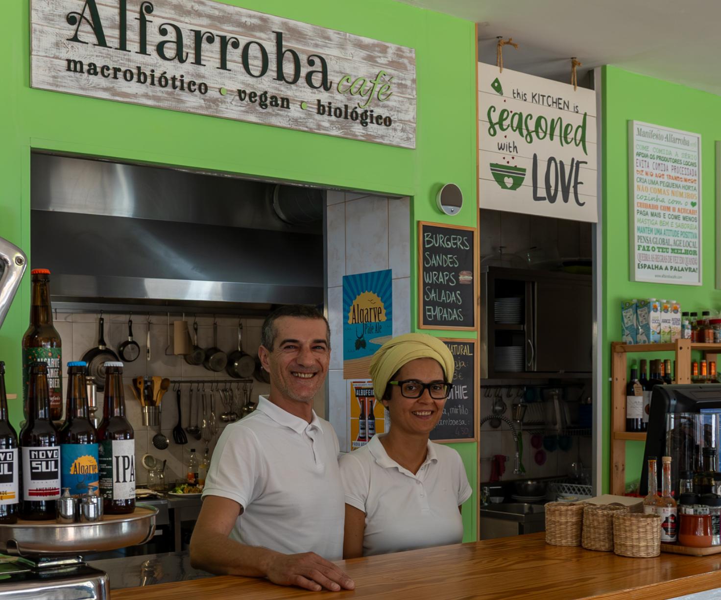 Alfarroba Café